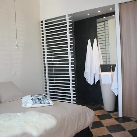 アパート Du Fau De La Roque ヴィルフランシュ・ド・ルエルグ