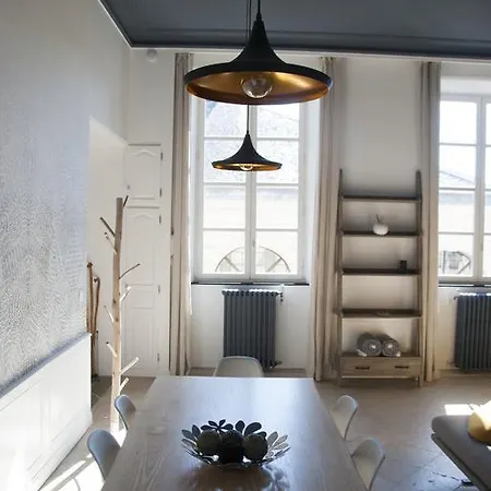 Du Fau De La Roque ヴィルフランシュ・ド・ルエルグ