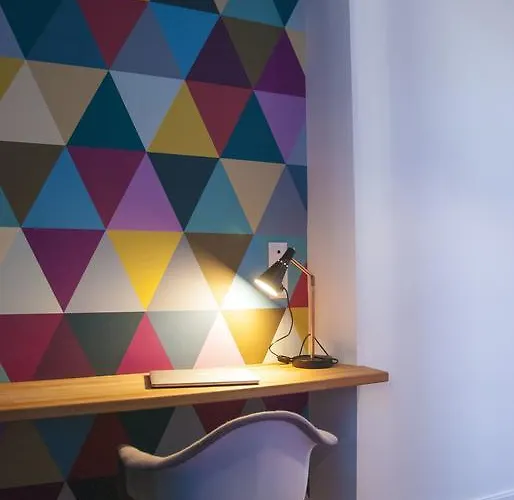 Du Fau De La Roque * וילפראנש-דה-רוארג