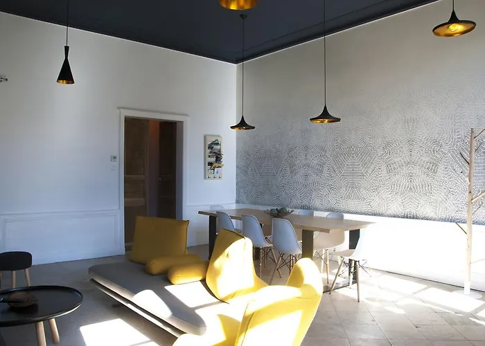 Du Fau De La Roque * וילפראנש-דה-רוארג