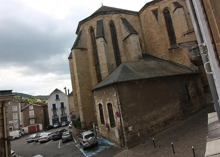 Du Fau De La Roque *